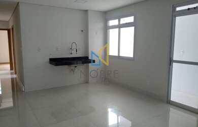 Imagem: O apartamento possui 2 Dormitórios, 1 Banheiro, 2 Vagas na