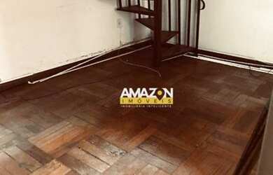 Imagem: A casa possui 3 Dormitórios, 2 Banheiros, 264m² de Área e