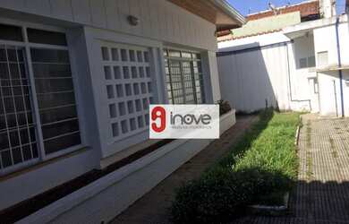 Imagem: A casa possui 5 Dormitórios, 4 Banheiros, 2 Vagas na garagem