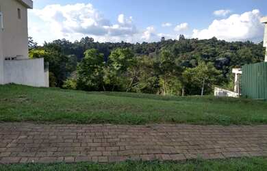 Imagem: O terreno possui 420m² de Área e está localizado em Alphaville
