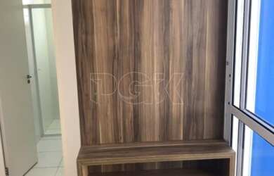 Imagem: O apartamento possui 2 Dormitórios, 1 Banheiro, 2 Vagas na