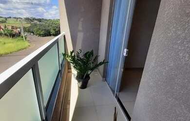 Imagem: O apartamento possui 2 Dormitórios, 2 Banheiros, 2 Vagas na