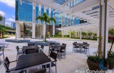 Imagem: O depósito possui 5 Vagas na garagem, 1.091m² de Área e