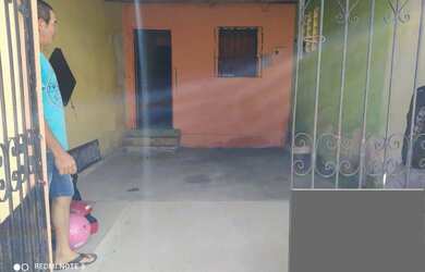 Imagem 3: VENDE SE CASA Casa com 2 dormitórios