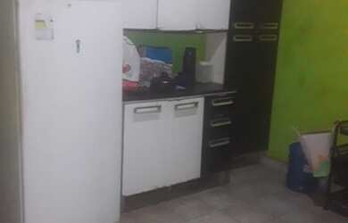 Imagem: A casa possui 2 Dormitórios, 2 Banheiros e está localizado