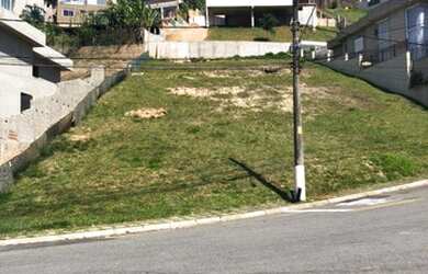 Imagem: O terreno possui 484m² de Área e está localizado em Tamboré