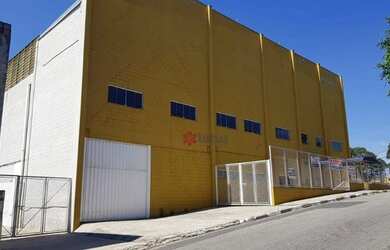 Imagem: O depósito possui 1.100m² de Área e está localizado em