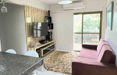 Imagem: O apartamento possui 2 Dormitórios, 1 Banheiro, 1 Vaga na garagem