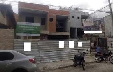 Imagem: A casa possui 2 Dormitórios, 1 Banheiro, 1 Vaga na garagem