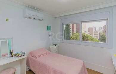 Imagem 7: Casa com 4 dormitórios à venda, 381 m² por R$ 4.000.000,00 - Bela Vista - Porto Alegre/RS