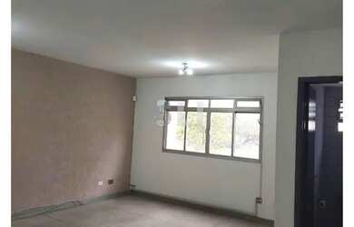 Imagem: O depósito possui 27m² de Área e está localizado em Centro