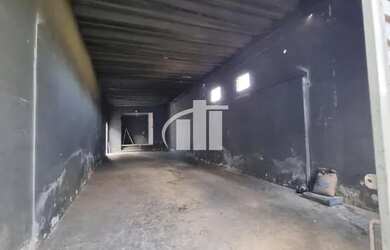 Imagem 5: Galpão para LOJA/Salão na Leopoldina! Região repleta de lojas, floriculturas, abundante em