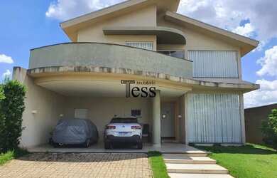 Imagem: A casa em condomínio possui 3 Dormitórios, 5 Banheiros, 2