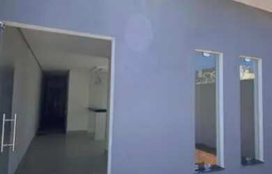 Imagem: A casa possui 2 Dormitórios, 2 Banheiros, 1 Vaga na garagem