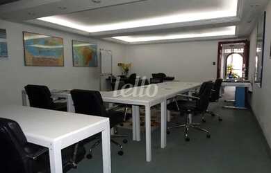 Imagem: O depósito possui 240m² de Área e está localizado em Jardim