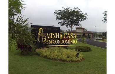 Imagem: O terreno à venda possui e está localizado em Parque Residencial