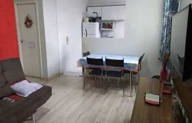 Imagem: O apartamento possui 2 Dormitórios, 1 Banheiro, 1 Vaga na garagem