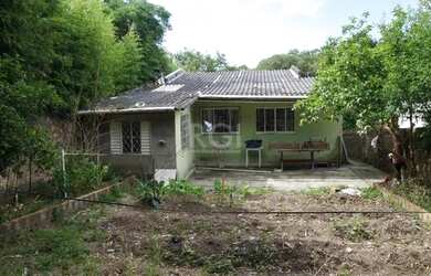 Imagem: A casa possui 5 Dormitórios, 5 Banheiros, 280m² de Área e