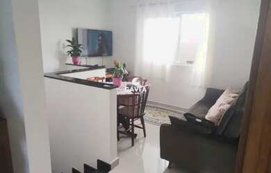 Imagem: A casa possui 2 Dormitórios, 1 Banheiro, 1 Vaga na garagem