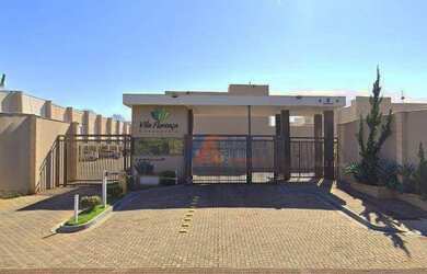 Imagem: A casa em condomínio possui 3 Dormitórios, 3 Banheiros, 2