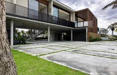 Imagem 4: Casa altíssimo padrão em condomínio com ACESSO PARTICULAR a lagoa no...