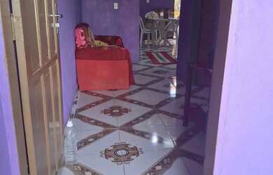 Imagem: A casa possui 2 Dormitórios, 2 Banheiros e está localizado