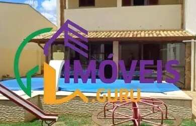 Imagem: A casa possui 3 Dormitórios, 4 Banheiros, 2 Vagas na garagem