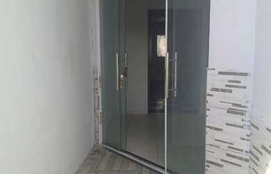 Imagem: A casa possui 2 Dormitórios, 1 Banheiro e está localizado