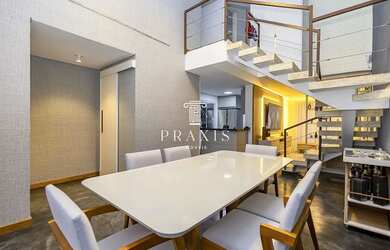 Imagem: A casa à venda possui 3 Dormitórios, 3 Banheiros, 2 Vagas