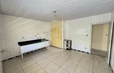 Imagem: O apartamento possui 2 Dormitórios, 1 Banheiro, 90m² de Área