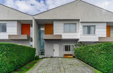 Imagem: A casa em condomínio possui 3 Dormitórios, 3 Banheiros, 2