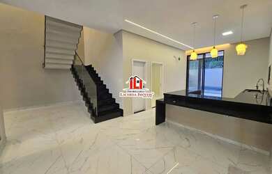 Imagem 8: Casa Duplex no Quinta das Marinas com 4 Suítes 2 com Closet Piscina com...