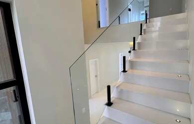 Imagem 13: Duplex em Fino Acabamento/ 04 Suítes com closet e Varanda/ 03Suítes...