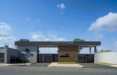 Imagem: O terreno possui 584m² de Área e está localizado em Campo