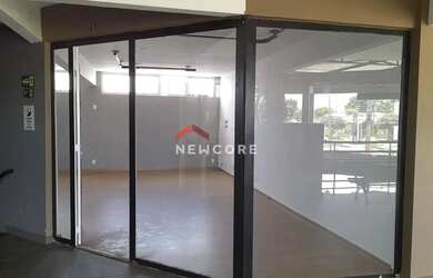 Imagem: Loja em Avenida Bento de Abreu - Fonte Luminosa - Araraquara/SP