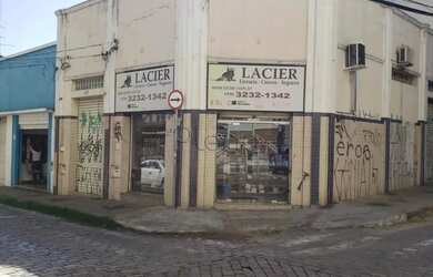 Imagem: O depósito possui 447m² de Área e está localizado em Centro