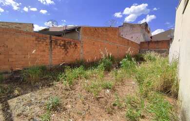 Imagem: O terreno possui 150m² de Área e está localizado em Parque