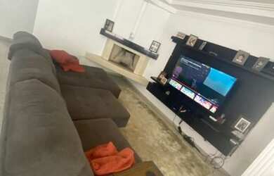 Imagem: A casa em condomínio possui 3 Dormitórios, 4 Banheiros, 4