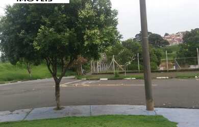 Imagem: O depósito possui 239m² de Área e está localizado em Monte