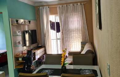 Imagem: O apartamento possui 2 Dormitórios, 1 Banheiro, 1 Vaga na garagem