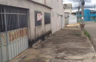 Imagem: A casa possui 2 Dormitórios, 1 Banheiro, 98m² de Área e