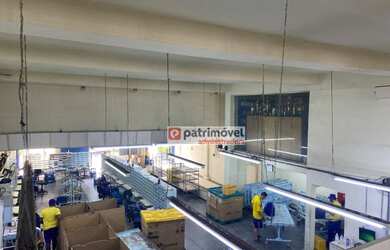 Imagem: O depósito possui 5 Vagas na garagem, 1.205m² de Área e