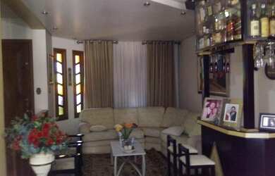 Imagem 8: Casa de 297 metros quadrados no bairro Jardim Lindóia com 4 quartos