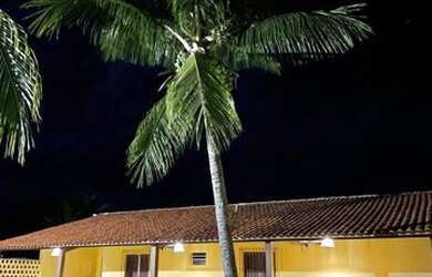 Imagem: A casa possui 3 Dormitórios, 2 Banheiros, 3 Vagas na garagem