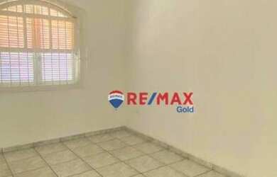 Imagem: O depósito possui 2 Vagas na garagem, 80m² de Área e está