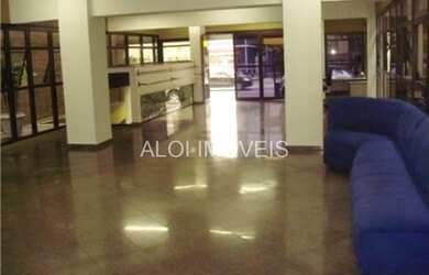 Imagem 12: Av Ibirapuera próximo ao Shopping Ibirapuera Entre as estações de metrô...