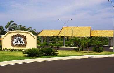 Imagem: O terreno possui 2.241m² de Área e está localizado em Cravinhos