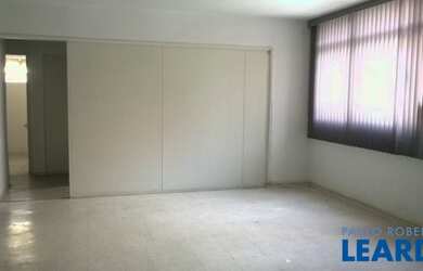 Imagem: O depósito possui 90m² de Área e está localizado em Bairro