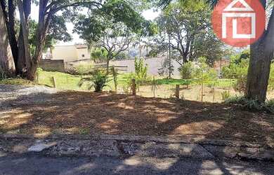 Imagem: O terreno possui 424m² de Área e está localizado em Vila