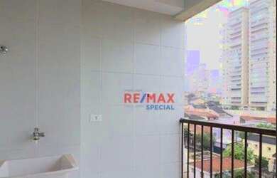 Imagem: O apartamento possui 1 Dormitório, 1 Banheiro, 1 Vaga na garagem